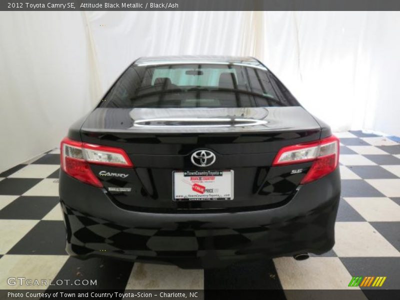 Attitude Black Metallic / Black/Ash 2012 Toyota Camry SE