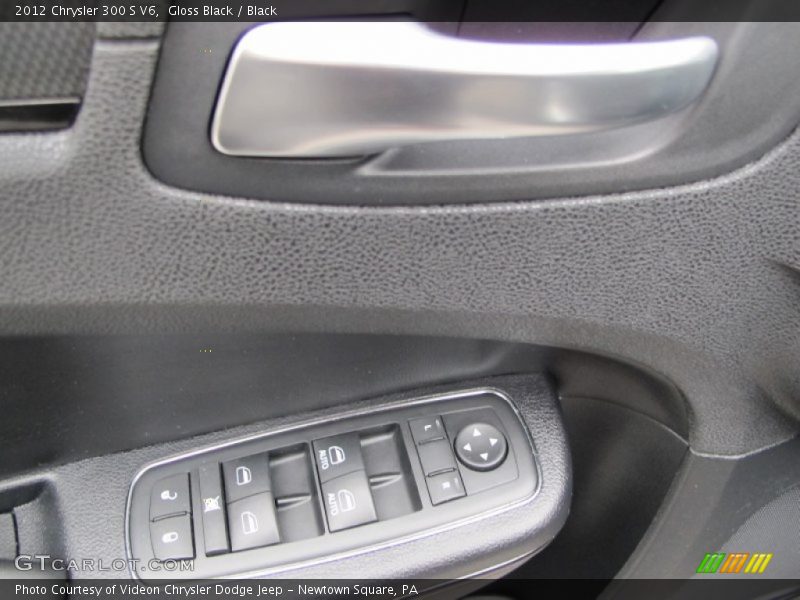 Gloss Black / Black 2012 Chrysler 300 S V6