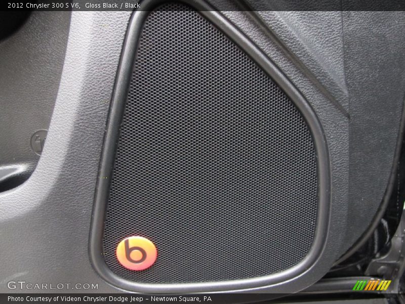 Gloss Black / Black 2012 Chrysler 300 S V6