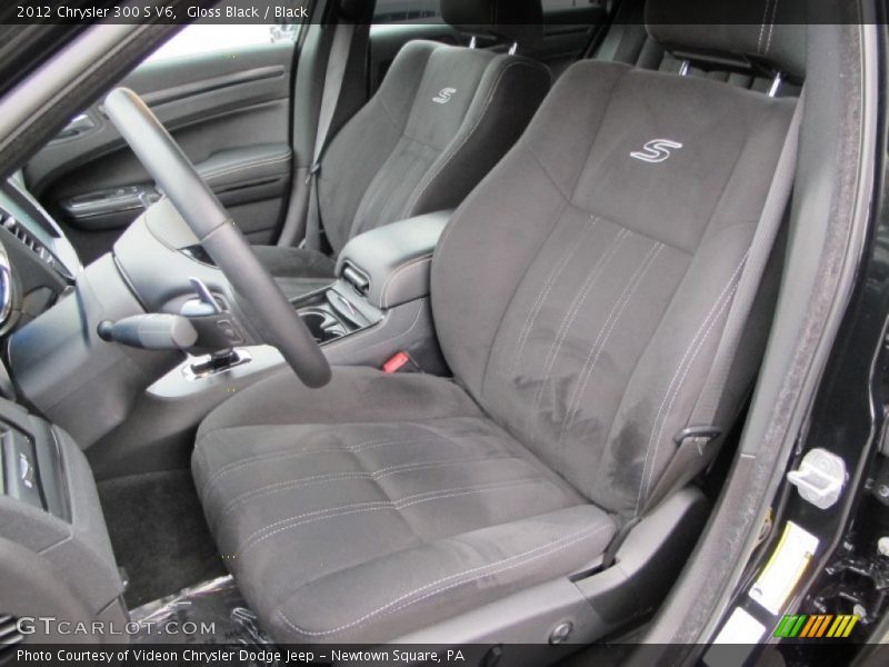 Front Seat of 2012 300 S V6