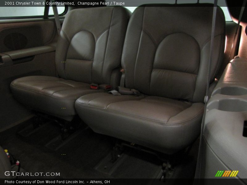 Champagne Pearl / Taupe 2001 Chrysler Town & Country Limited