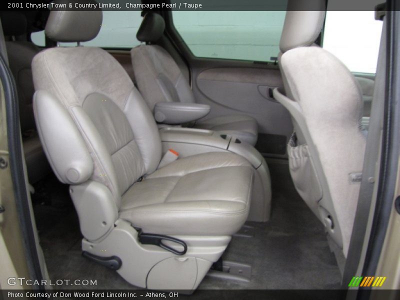 Champagne Pearl / Taupe 2001 Chrysler Town & Country Limited