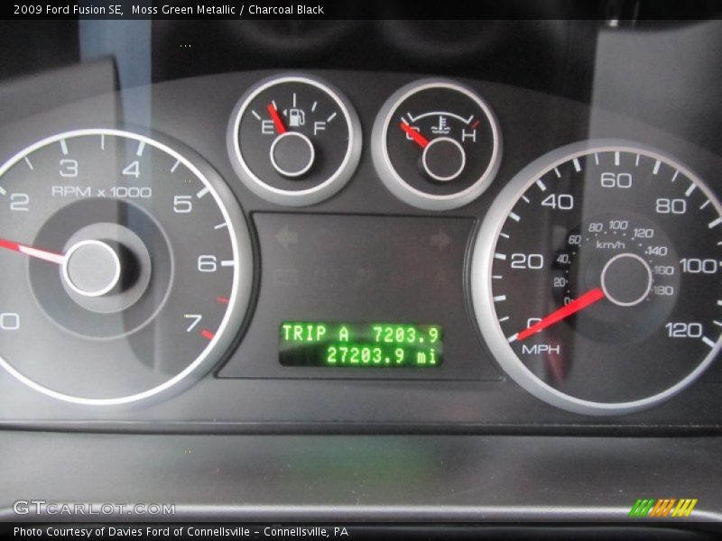 Moss Green Metallic / Charcoal Black 2009 Ford Fusion SE