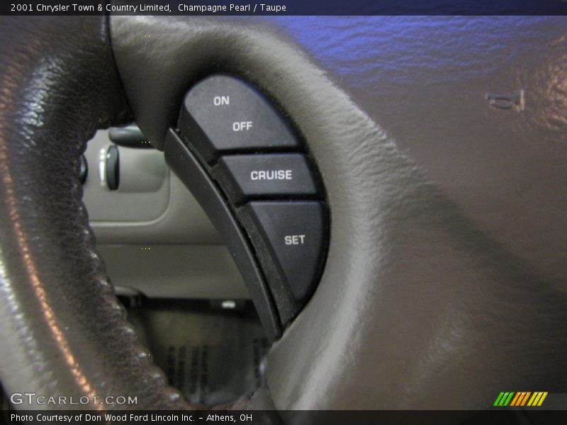 Champagne Pearl / Taupe 2001 Chrysler Town & Country Limited