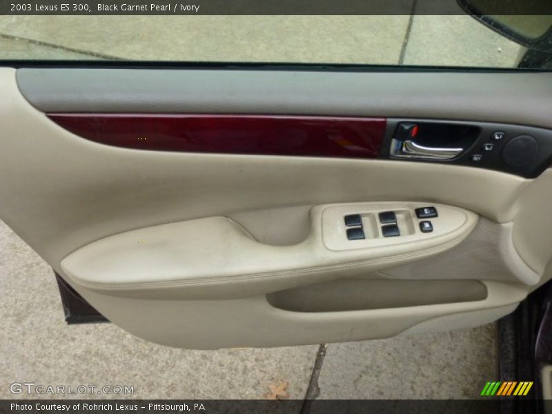 Black Garnet Pearl / Ivory 2003 Lexus ES 300