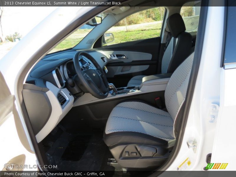 Summit White / Light Titanium/Jet Black 2013 Chevrolet Equinox LS