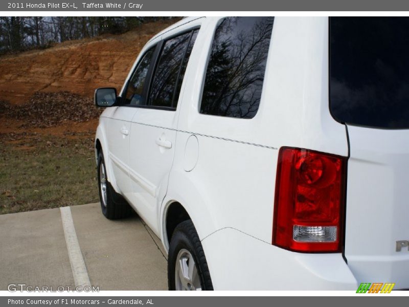Taffeta White / Gray 2011 Honda Pilot EX-L