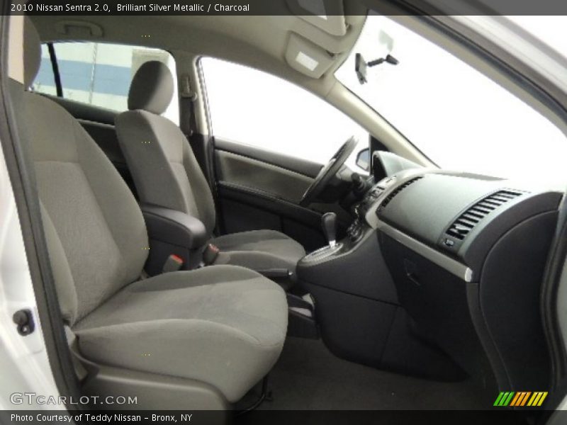 Brilliant Silver Metallic / Charcoal 2010 Nissan Sentra 2.0