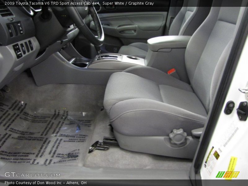 Super White / Graphite Gray 2009 Toyota Tacoma V6 TRD Sport Access Cab 4x4