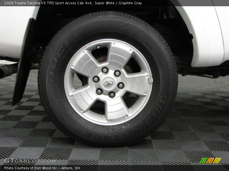 Super White / Graphite Gray 2009 Toyota Tacoma V6 TRD Sport Access Cab 4x4