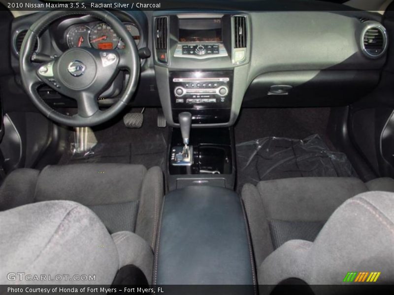Radiant Silver / Charcoal 2010 Nissan Maxima 3.5 S
