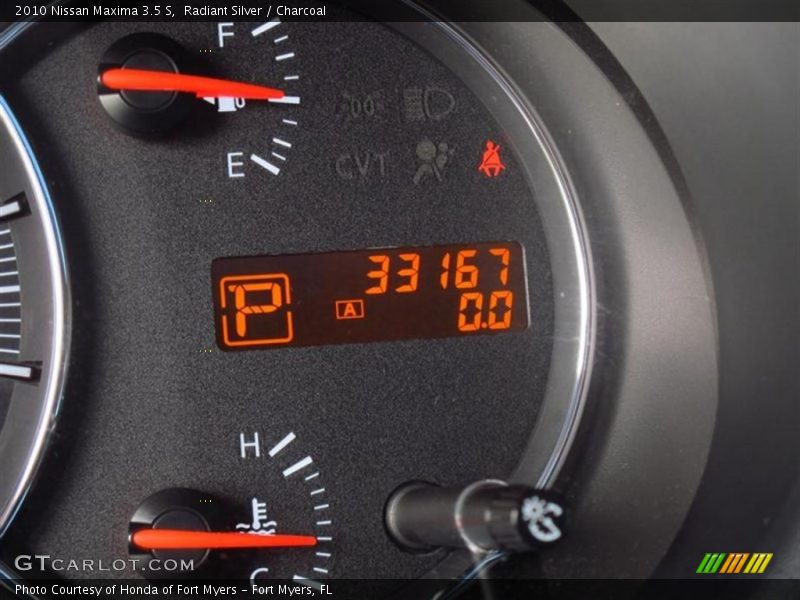 Radiant Silver / Charcoal 2010 Nissan Maxima 3.5 S