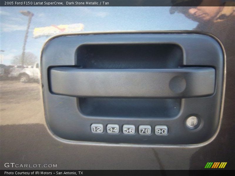 Dark Stone Metallic / Tan 2005 Ford F150 Lariat SuperCrew