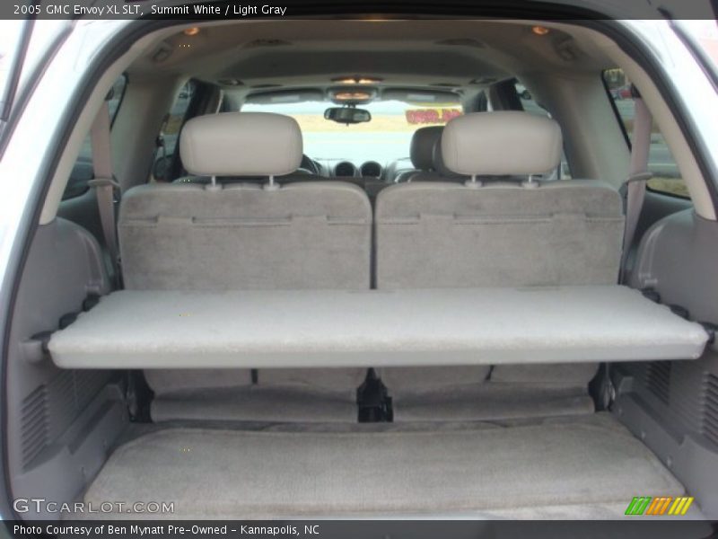 Summit White / Light Gray 2005 GMC Envoy XL SLT
