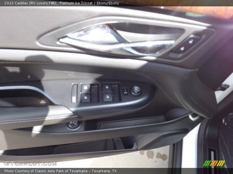 Platinum Ice Tricoat / Ebony/Ebony 2013 Cadillac SRX Luxury FWD
