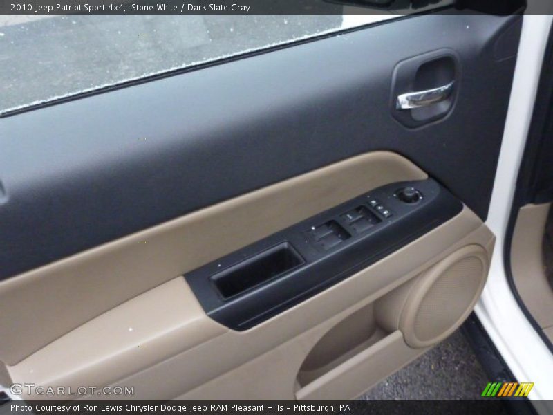 Stone White / Dark Slate Gray 2010 Jeep Patriot Sport 4x4