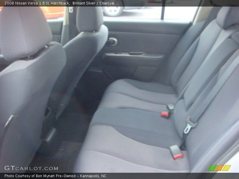 Brilliant Silver / Charcoal 2008 Nissan Versa 1.8 SL Hatchback