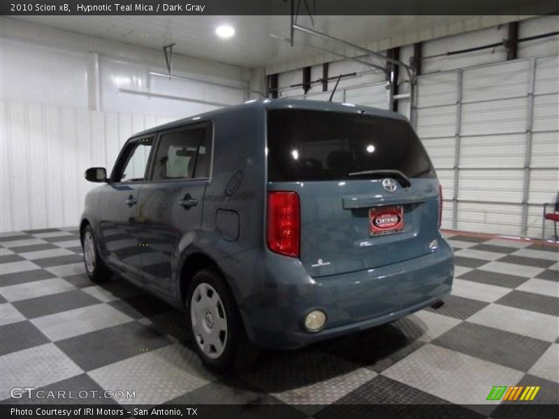 Hypnotic Teal Mica / Dark Gray 2010 Scion xB