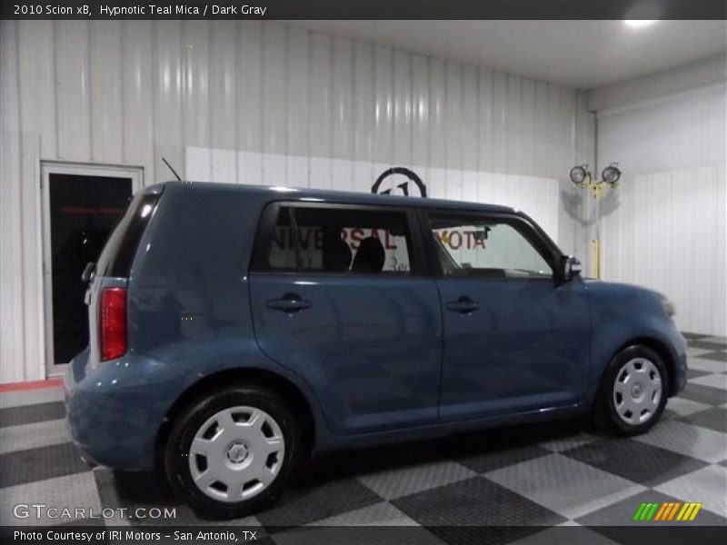 Hypnotic Teal Mica / Dark Gray 2010 Scion xB