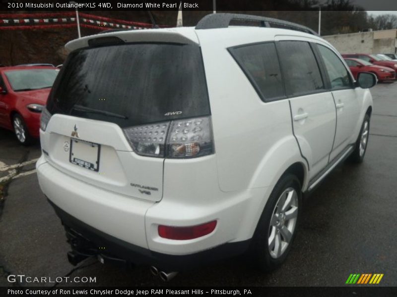 Diamond White Pearl / Black 2010 Mitsubishi Outlander XLS 4WD
