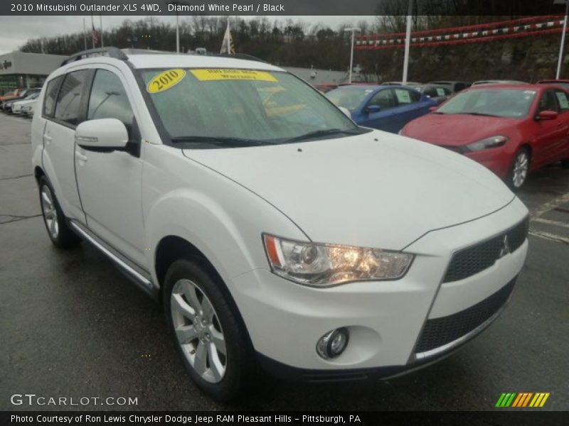 Diamond White Pearl / Black 2010 Mitsubishi Outlander XLS 4WD