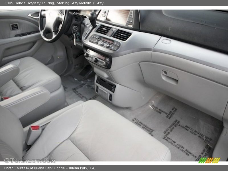 Sterling Gray Metallic / Gray 2009 Honda Odyssey Touring