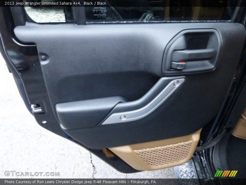 Black / Black 2013 Jeep Wrangler Unlimited Sahara 4x4