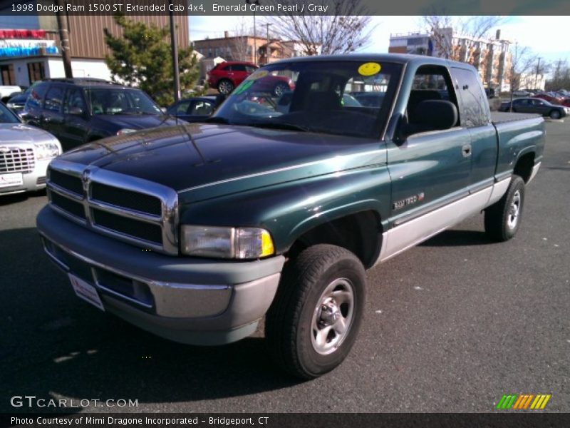 Emerald Green Pearl / Gray 1998 Dodge Ram 1500 ST Extended Cab 4x4
