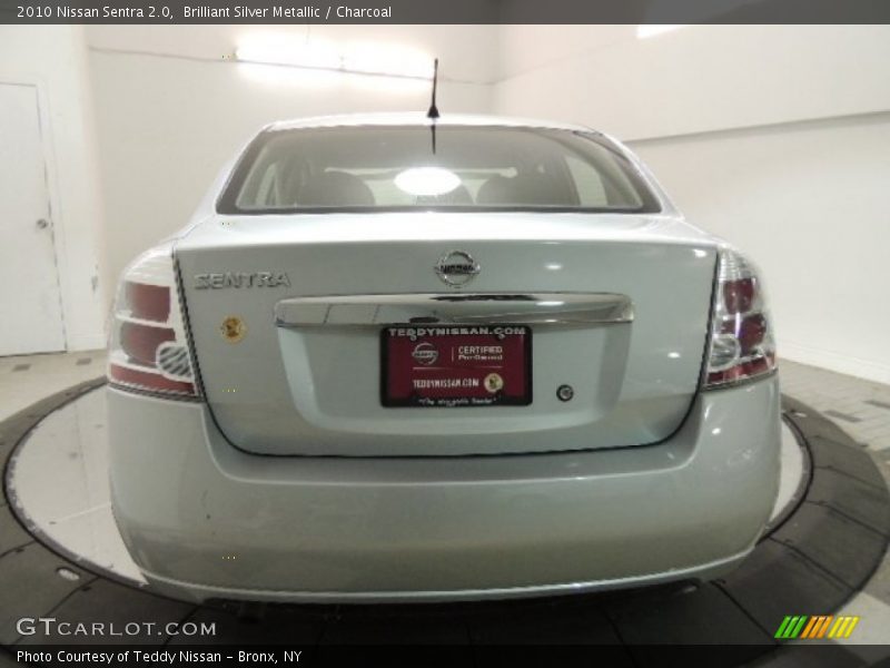 Brilliant Silver Metallic / Charcoal 2010 Nissan Sentra 2.0