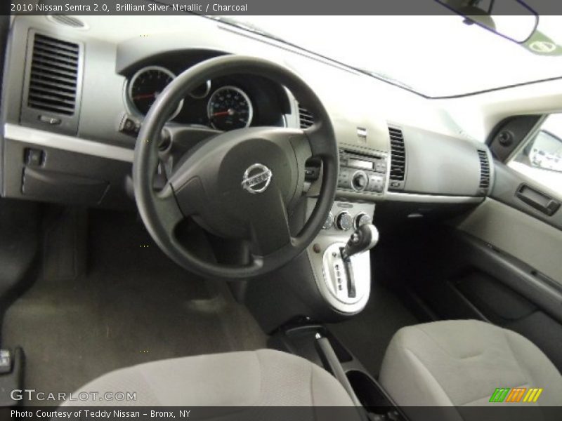 Brilliant Silver Metallic / Charcoal 2010 Nissan Sentra 2.0