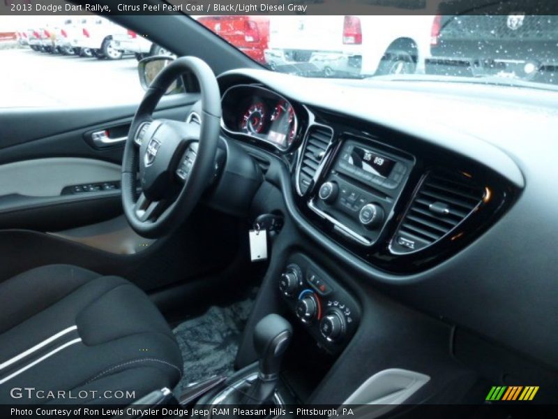 Citrus Peel Pearl Coat / Black/Light Diesel Gray 2013 Dodge Dart Rallye