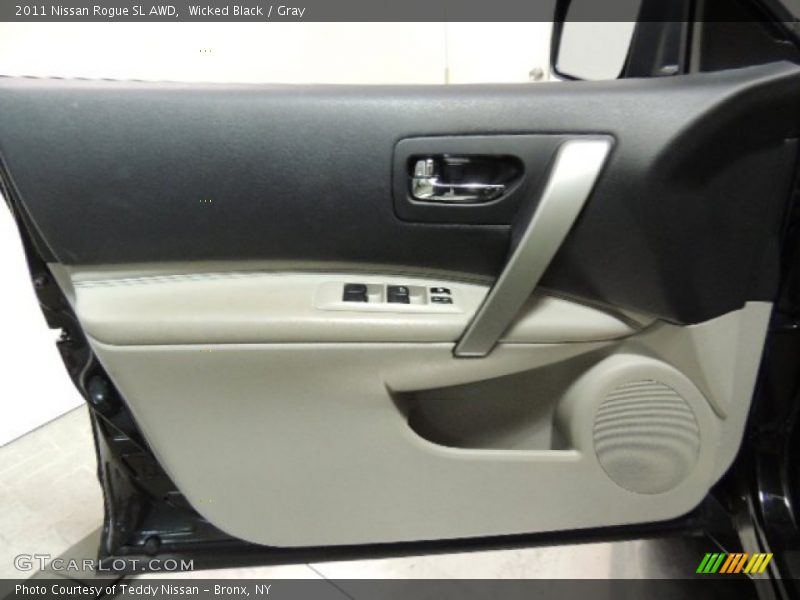 Wicked Black / Gray 2011 Nissan Rogue SL AWD
