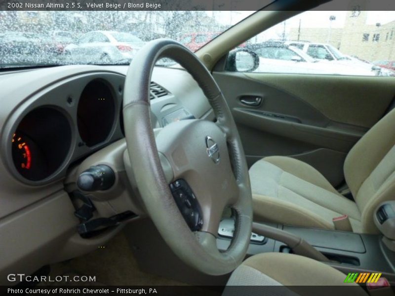 Velvet Beige / Blond Beige 2002 Nissan Altima 2.5 S