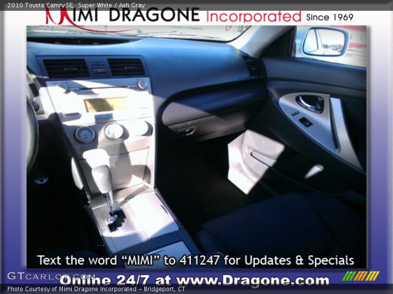 Super White / Ash Gray 2010 Toyota Camry SE