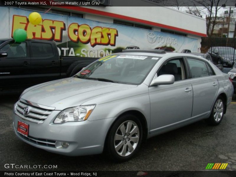 Titanium Metallic / Light Gray 2007 Toyota Avalon XLS