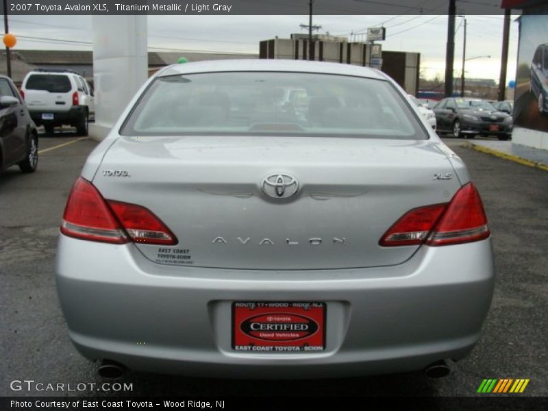 Titanium Metallic / Light Gray 2007 Toyota Avalon XLS