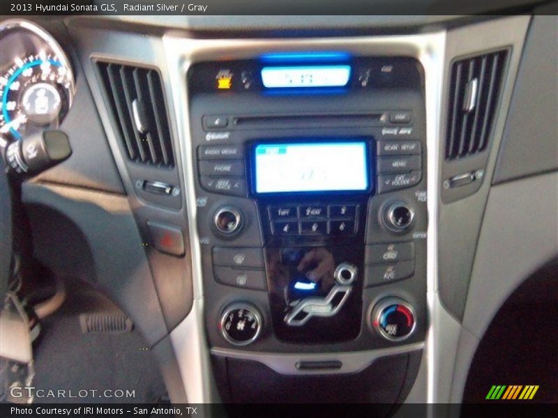 Radiant Silver / Gray 2013 Hyundai Sonata GLS