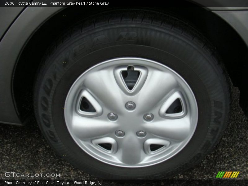 Phantom Gray Pearl / Stone Gray 2006 Toyota Camry LE