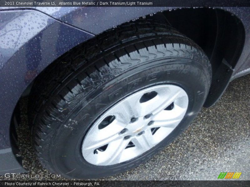Atlantis Blue Metallic / Dark Titanium/Light Titanium 2013 Chevrolet Traverse LS