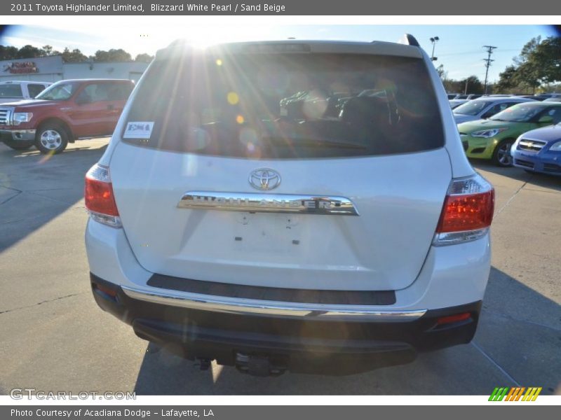 Blizzard White Pearl / Sand Beige 2011 Toyota Highlander Limited
