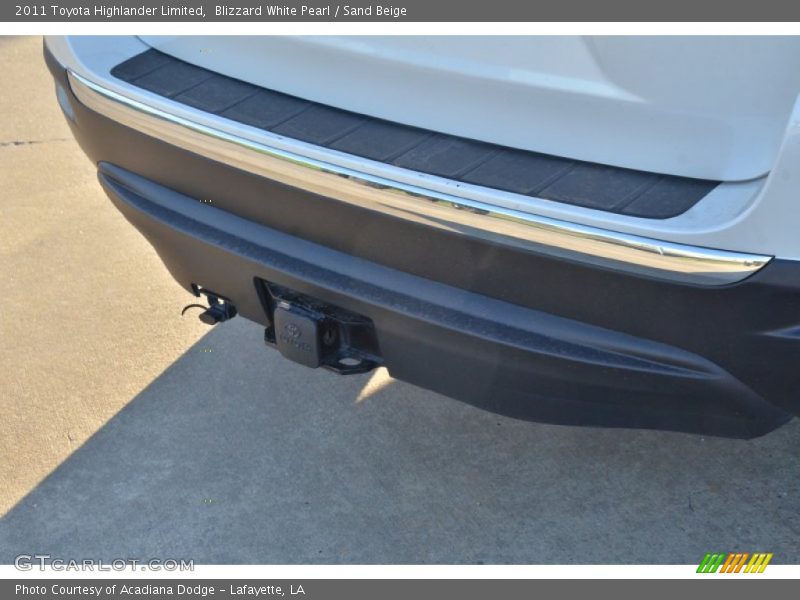Blizzard White Pearl / Sand Beige 2011 Toyota Highlander Limited