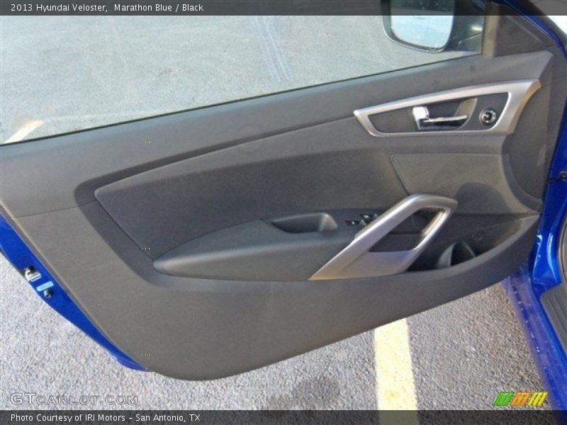 Marathon Blue / Black 2013 Hyundai Veloster