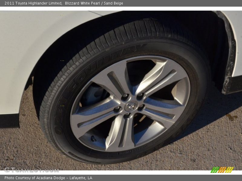 Blizzard White Pearl / Sand Beige 2011 Toyota Highlander Limited
