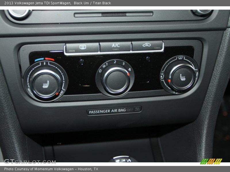 Black Uni / Titan Black 2013 Volkswagen Jetta TDI SportWagen