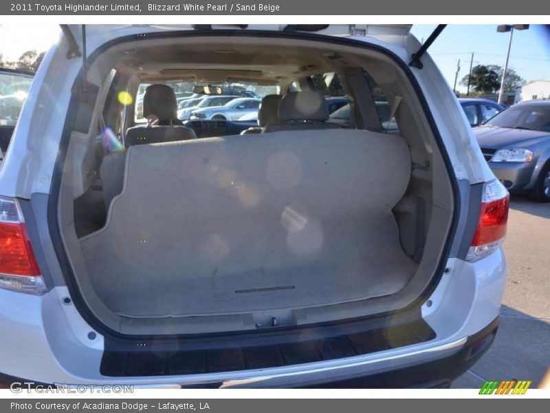Blizzard White Pearl / Sand Beige 2011 Toyota Highlander Limited