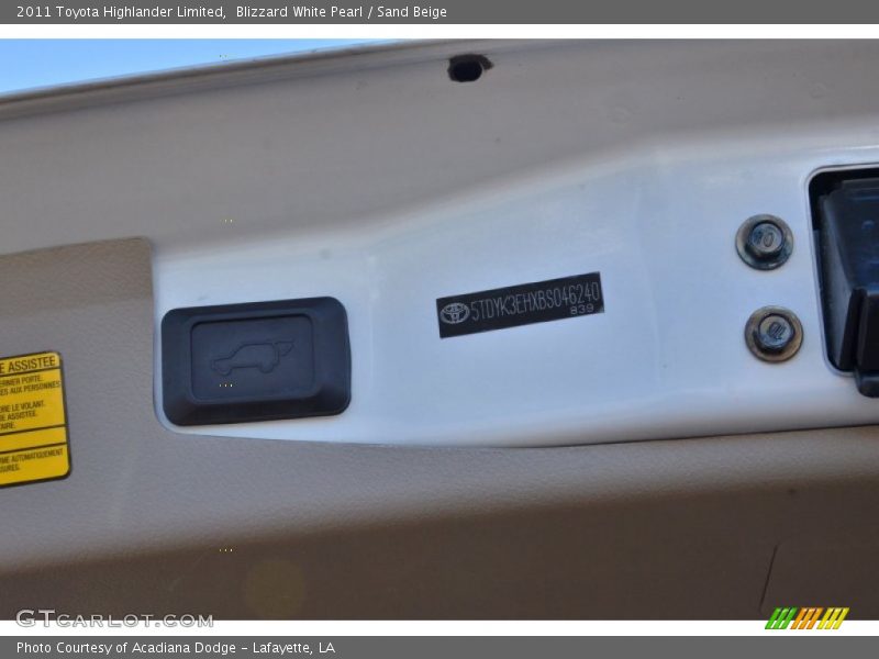 Blizzard White Pearl / Sand Beige 2011 Toyota Highlander Limited