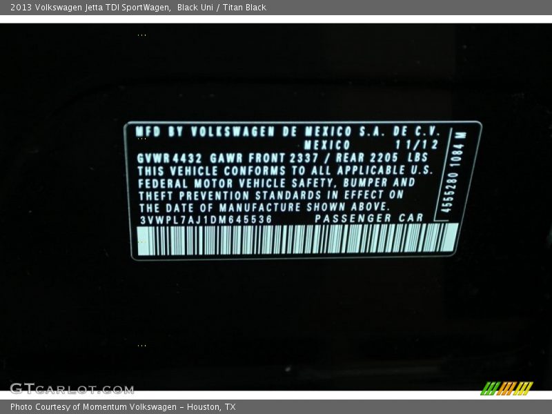 Black Uni / Titan Black 2013 Volkswagen Jetta TDI SportWagen