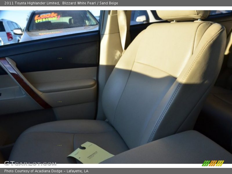 Blizzard White Pearl / Sand Beige 2011 Toyota Highlander Limited