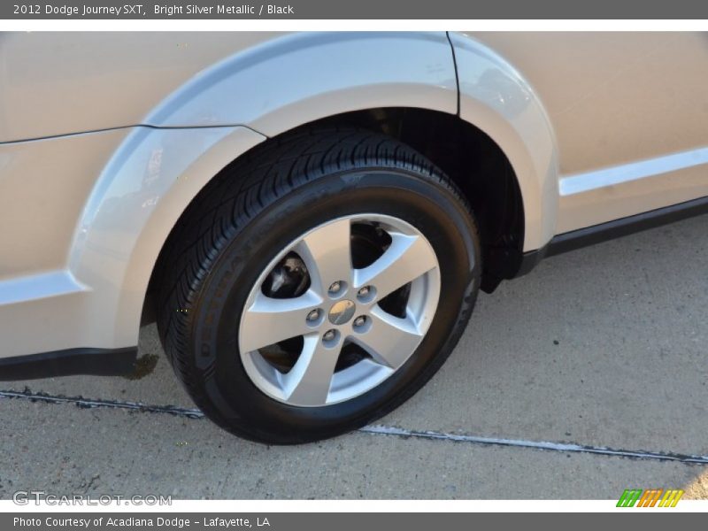 Bright Silver Metallic / Black 2012 Dodge Journey SXT