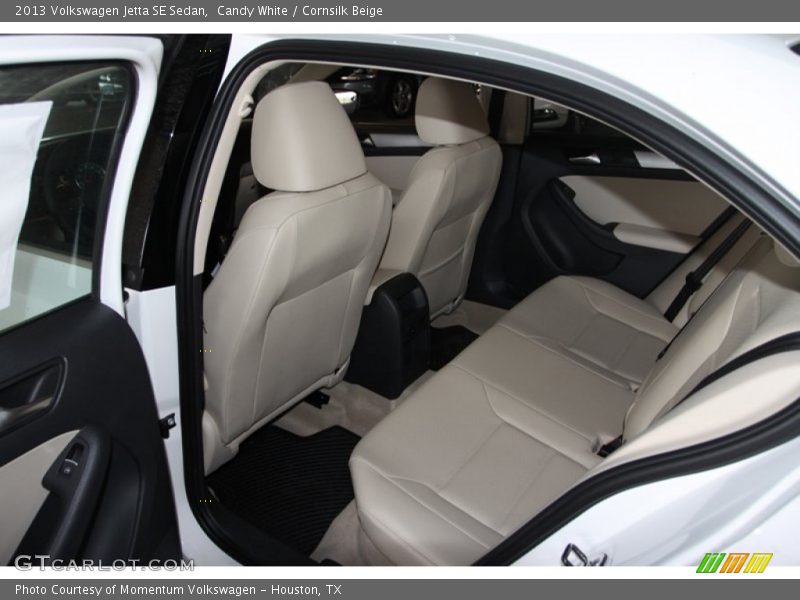 Candy White / Cornsilk Beige 2013 Volkswagen Jetta SE Sedan